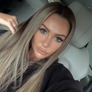 @emmalouisehutton